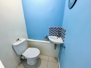 Cloakroom- click for photo gallery